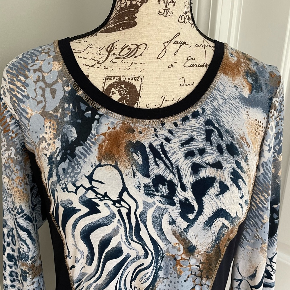 Tunic Top - Picture 2 of 10